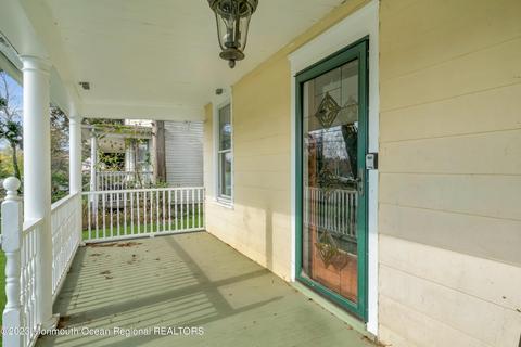113 Main St, Wrightstown, NJ 08562 photo 2