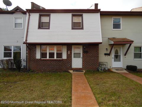 18 Greenwood Loop Rd, Brick, NJ 08724