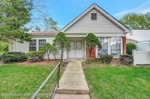 544 Norwich Ct #A, Manchester, NJ 08759