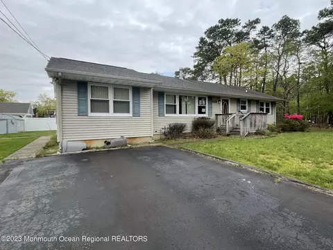 1519 Pershing Ave, Forked River, NJ 08731 photo 3