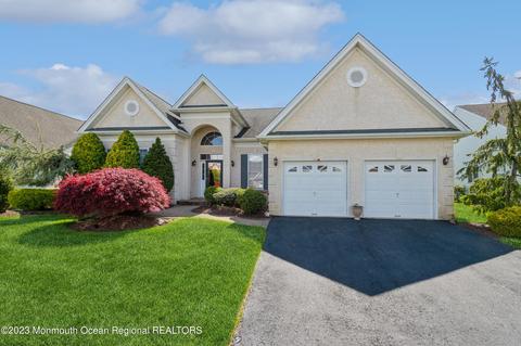 12 Maiden Stone Ln, Monroe, NJ 08831