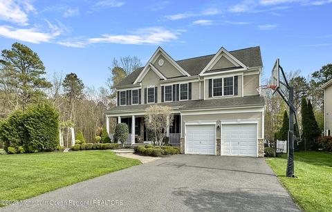 12 Trumbull Ct, Jackson, NJ 08527