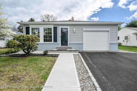 317 Barbados Dr N, Toms River, NJ 08757