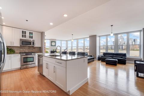 1125 Maxwell Ln #460, Hoboken, NJ 07030