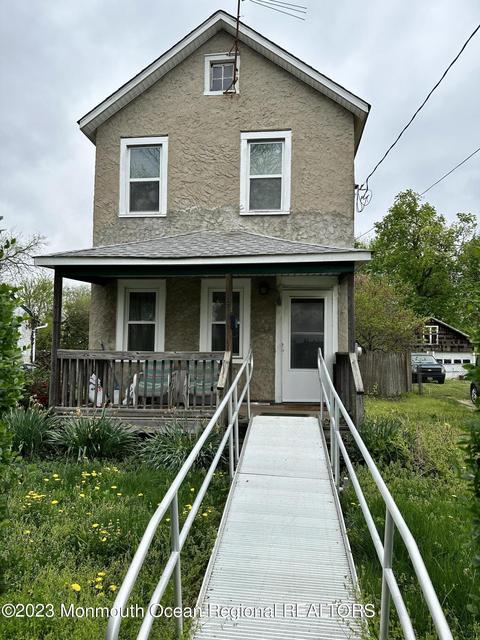 9 Ford Ave, Freehold, NJ 07728