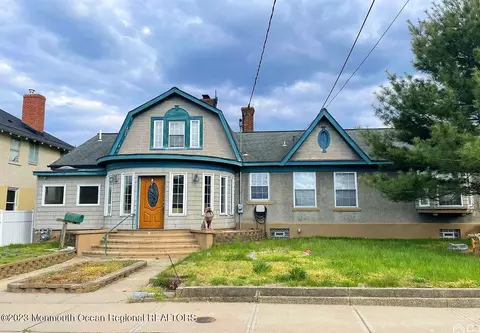 62 Highland Blvd, Keansburg, NJ 07734