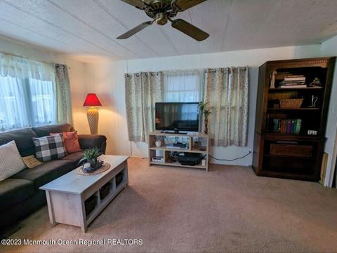 19 Eagle Dr, Whiting, NJ 08759 photo 6