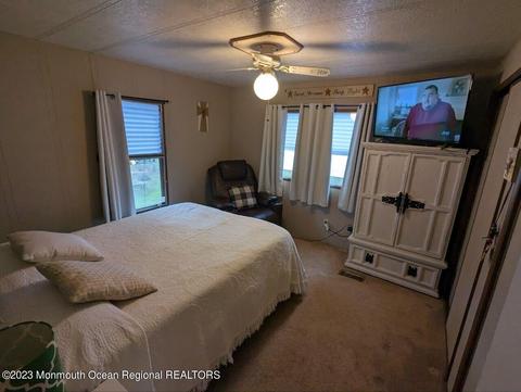 19 Eagle Dr, Whiting, NJ 08759 photo 15