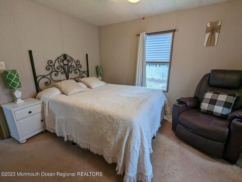 19 Eagle Dr, Whiting, NJ 08759 photo 13