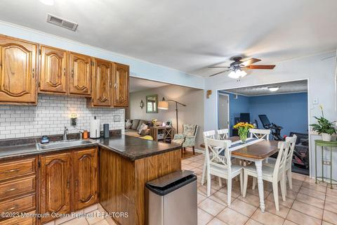 54 Appleton Dr, Hazlet, NJ 07730 photo 9