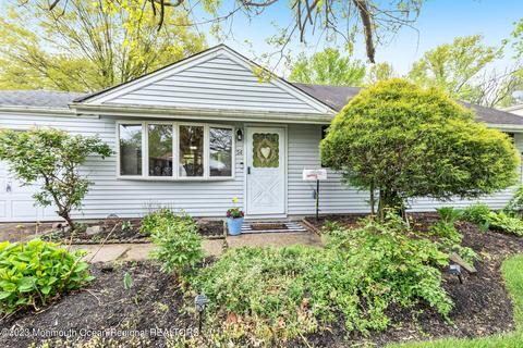 54 Appleton Dr, Hazlet, NJ 07730 photo 33