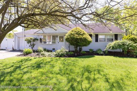 54 Appleton Dr, Hazlet, NJ 07730 photo 2
