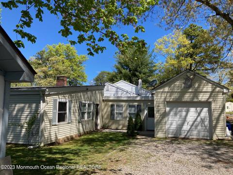 1935 Maywood Pl, Forked River, NJ 08731