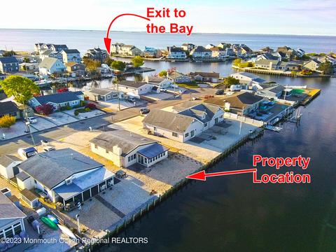 1223 Aquarius Ct, Forked River, NJ 08731