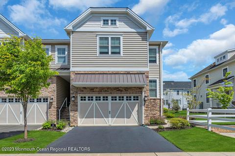 28 Malcolm Way, Lincroft, NJ 07738