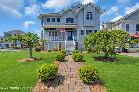 401 E Virginia Ave, Manasquan, NJ 08736