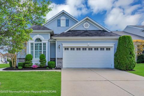 92 Pancoast Rd, Waretown, NJ 08758
