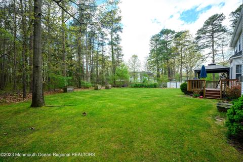 857 Anderson Rd, Jackson, NJ 08527