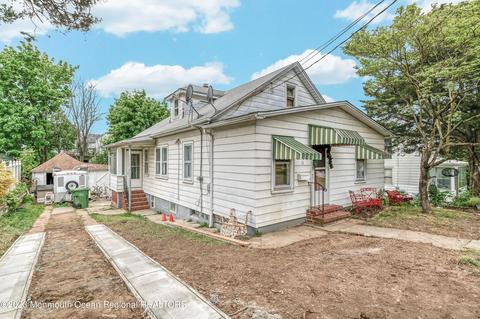 11 James St, Sayreville, NJ 08872