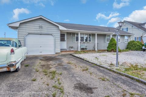 831 Forepeak Dr, Forked River, NJ 08731 photo 1