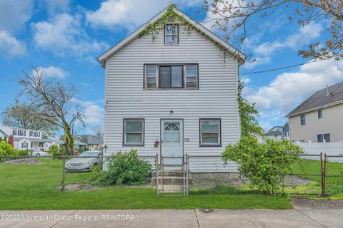 704 Florence Ave, Union Beach, NJ 07735