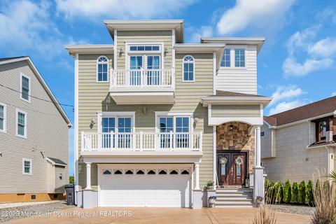 578 Bayview Dr, Toms River, NJ 08753