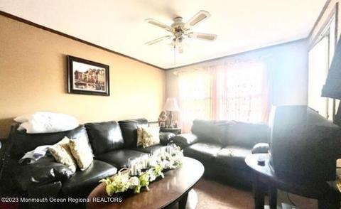 1 Lear Pl, Old Bridge, NJ 08857 photo 4