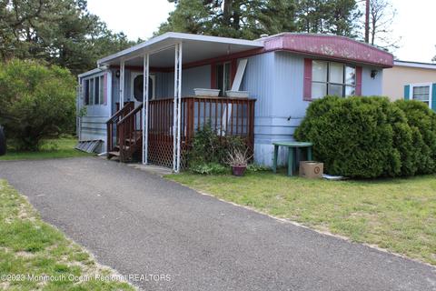 201 Mockingbird Way, Whiting, NJ 08759