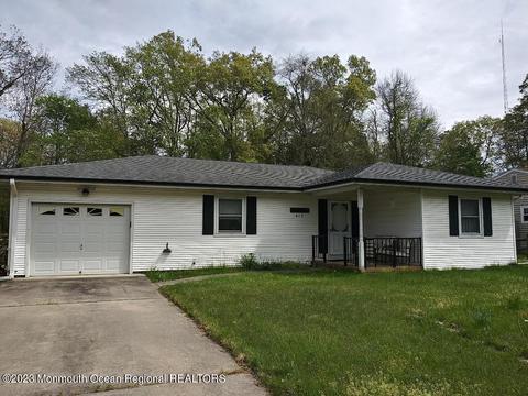 417 Glenwood Dr, Forked River, NJ 08731