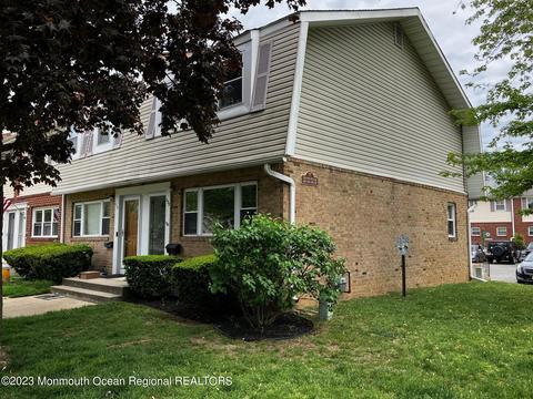 132 Primrose Ln, Brick, NJ 08724