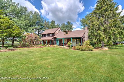 276 Millstone Rd, Perrineville, NJ 08535