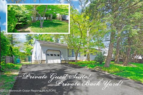 3235 Chicopee Ave, Point Pleasant, NJ 08742