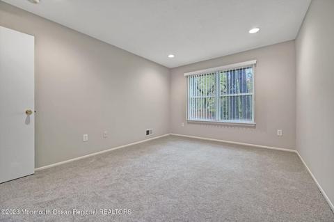 15 Kitty Ct, Brick, NJ 08724 photo 17