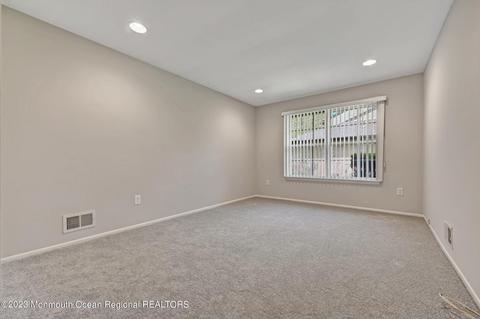 15 Kitty Ct, Brick, NJ 08724 photo 12
