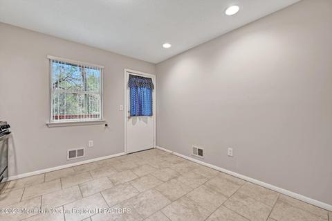 15 Kitty Ct, Brick, NJ 08724 photo 11