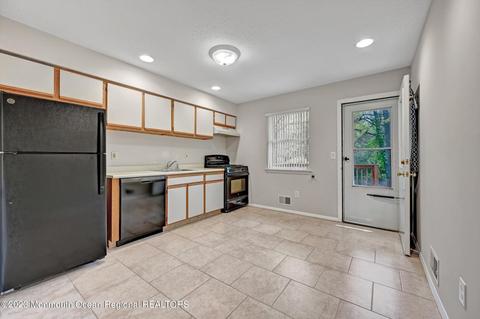 15 Kitty Ct, Brick, NJ 08724 photo 10