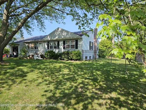 1225 Barbour Ave, Point Pleasant, NJ 08742