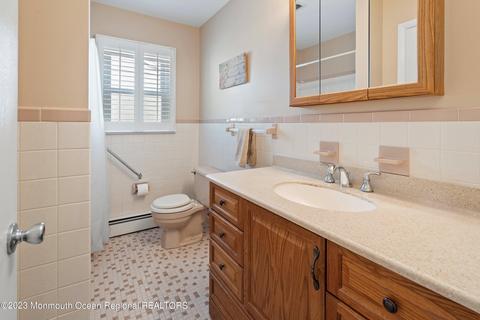22 Beaverbrook Dr, Berkeley, NJ 08721 photo 11