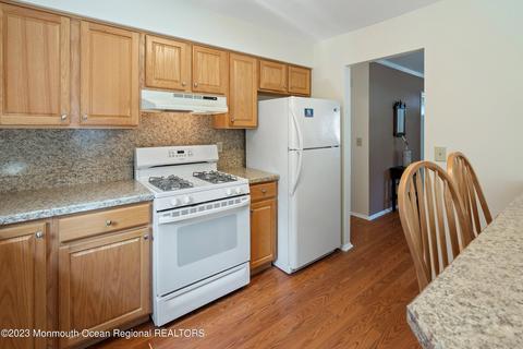 22 Beaverbrook Dr, Berkeley, NJ 08721 photo 6