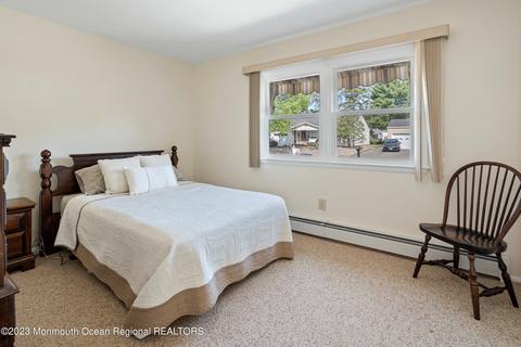 22 Beaverbrook Dr, Berkeley, NJ 08721 photo 9