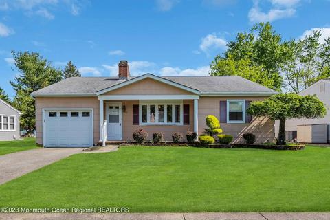 133 Northumberland Dr, Toms River, NJ 08757