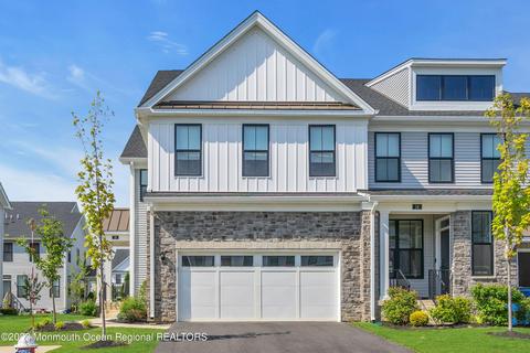 16 Wisteria Ct, Monroe, NJ 08831