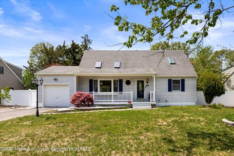 1220 Indian Hill Rd, Toms River, NJ 08753