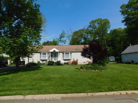4 Highland Ave, Matawan, NJ 07747