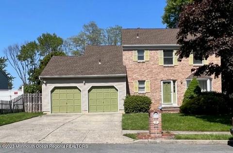 2 Margaret St, Cliffwood, NJ 07721