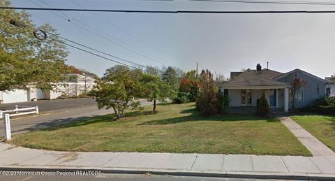 36 Valentine St, Monmouth Beach, NJ 07750