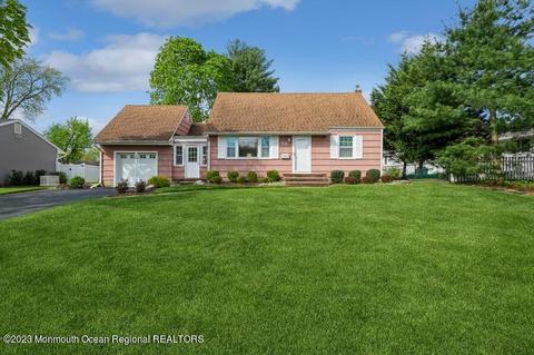34 Overhill Rd, Matawan, NJ 07747