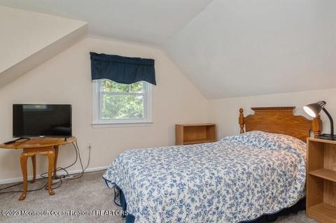 34 Overhill Rd, Matawan, NJ 07747 photo 16