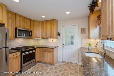 34 Overhill Rd, Matawan, NJ 07747 photo 7