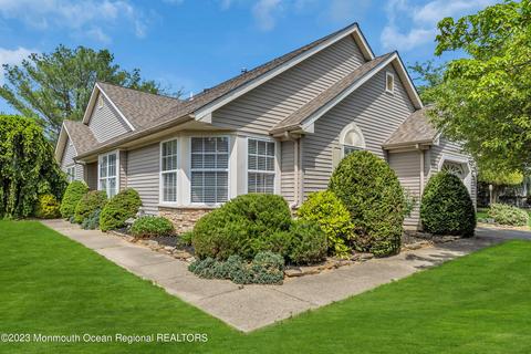 2926 Rock Hill Ln, Toms River, NJ 08755